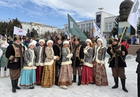 Бестужевцы поддержали дэгэлфлешмоб, посвящённый Сагаалгану