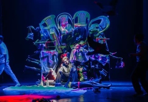В театре имени Бестужева состоялась премьера «Утиная охота»