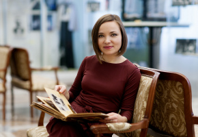 Заведующая музеем Лариса Золотухина приняла участие в круглом столе «Н.А. Бестужев. Человек в истории. Диалог со временем»